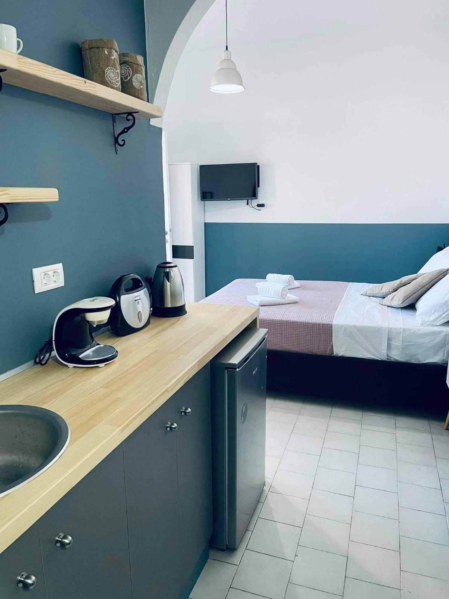 Sabbia Calda Apartments Периса Екстериор снимка
